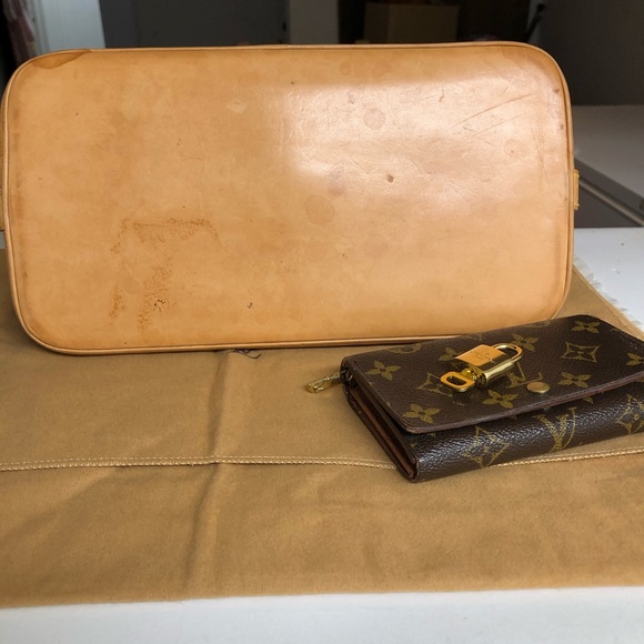 Authentic Louis Vuitton Alma Pm size & wallet, key holder - Picture 3 of 12